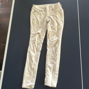 stretchy skinny jeans